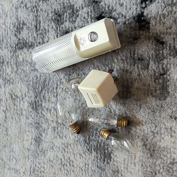 Nightlight Bundle - Picture 1 of 5